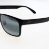 Mauijim Occhiali sole RED SANDS 432-2M - Occhiali da sole unisex Maui Jim Red Sands 432‑2M con montatura in nylon leggero color nero opaco, lenti polarizzate MauiPure® Neutro Grigio per massima riduzione della luce e contrasto elevato, misura lente 59 mm / ponte 17 mm / aste 140 mm — perfetti per stile elegante e performance visive.