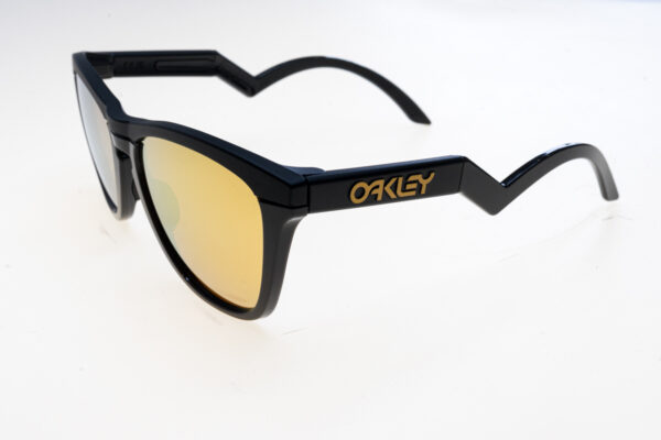 Oakley Occhiali sole uomo 9406 SOLE 0OO9406  37  940601 140-37-13